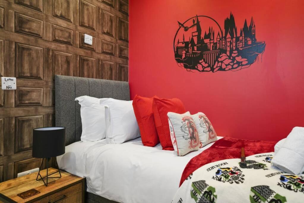 No.1 Property- The Most Magical Staycation Villa Oxford